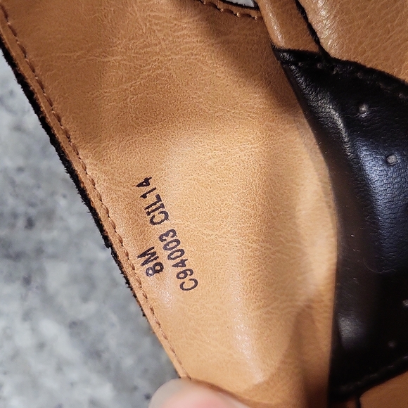 b.o.c. Wedge Sandals - Picture 4 of 5